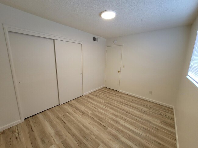Riviera Terrace Apartments