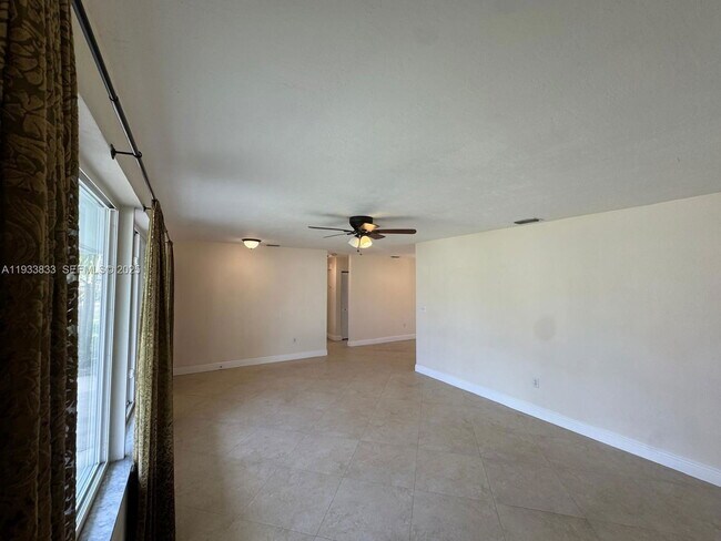 18600 SW 97th Ave