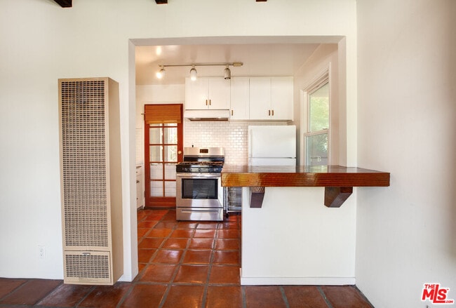2454 7th St Unidad B