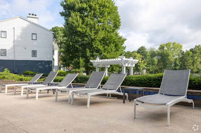 Pool - Sailpointe at Lake Norman