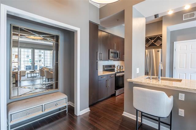 Photo - 3225 Turtle Creek Blvd Blvd Unidad 645