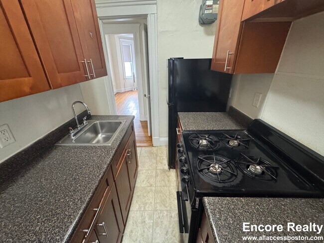 Photo - 1175 Boylston St Unit 6