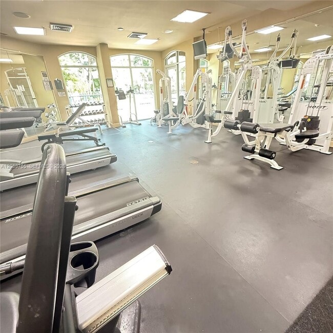 Photo - 6001 SW 70th St Unit 319