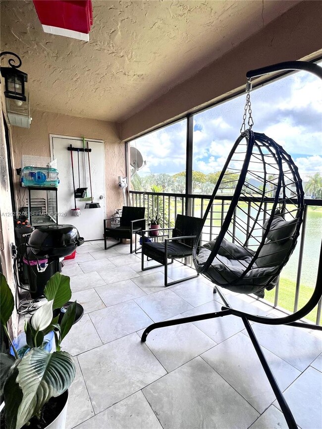 Photo - 1190 Washington Cir Unit 1190
