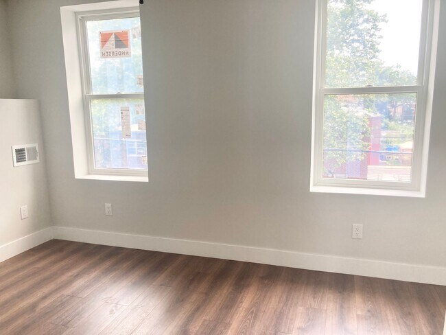 Photo - 2630 Ridge Ave Unit 2