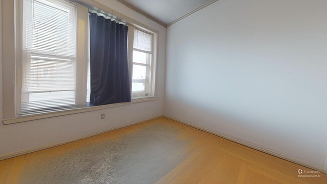 1661 Commonwealth Ave