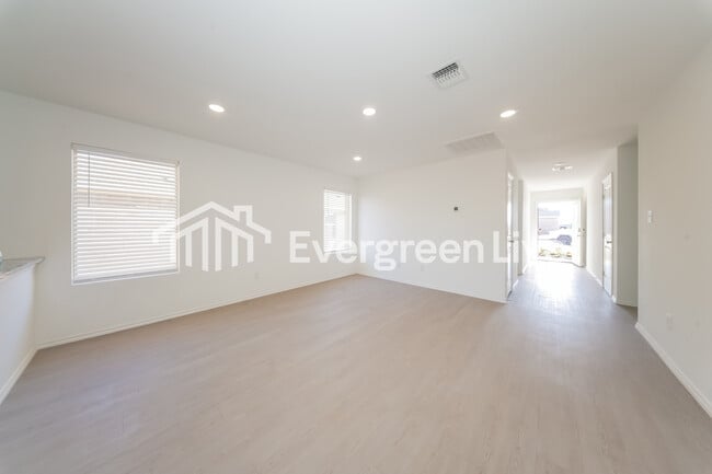 Photo - 11717 SW 36th St