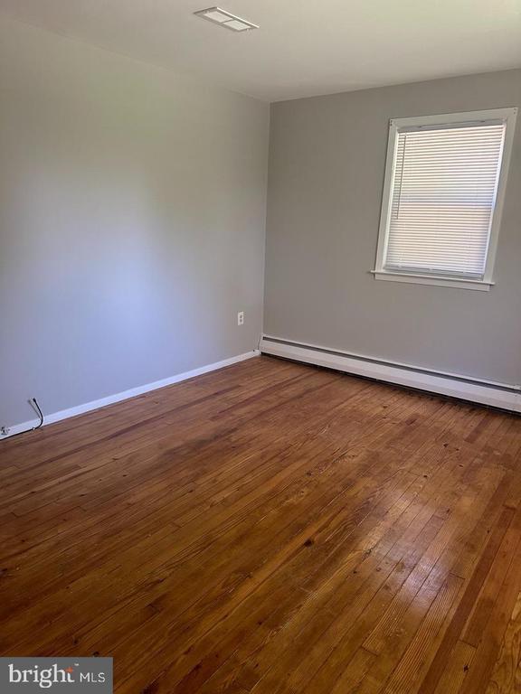 Photo - 4623 Belmont Ave