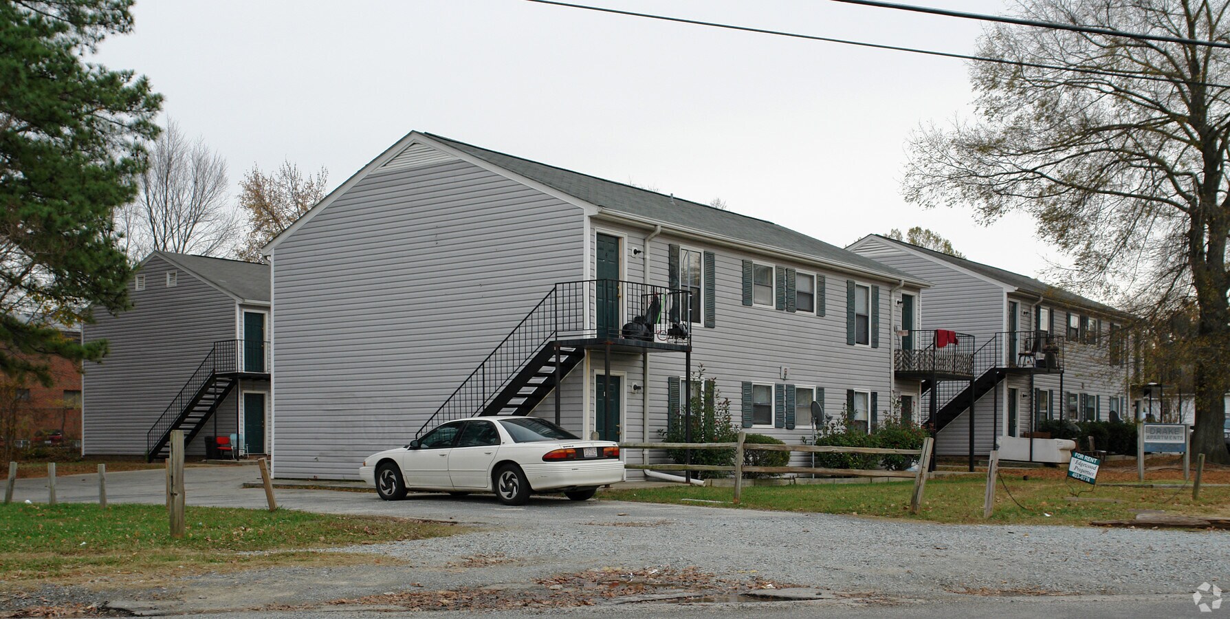 Drake Apartments - Drake Apartments