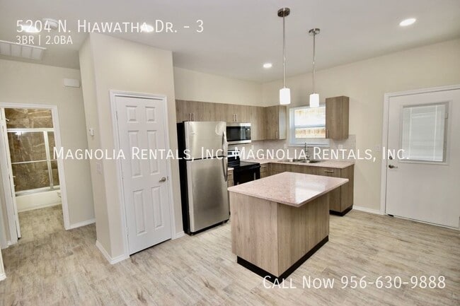 Photo - 5204 N Hiawatha Dr Unit 3