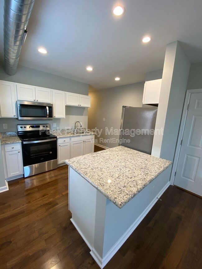 Photo - 604 N 32nd St Unidad Apt A