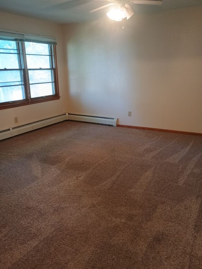 Photo - Spacious 3-Bedroom Home | Small-Town Living | Pet Friendly Unit 22