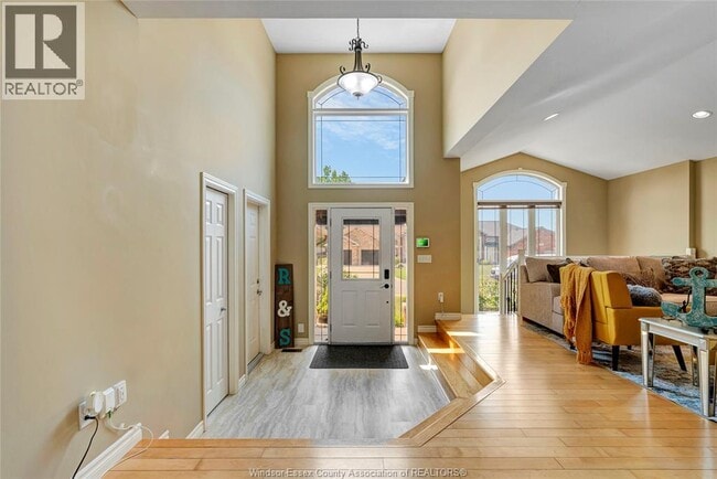 Photo - 80 Whelan Dr