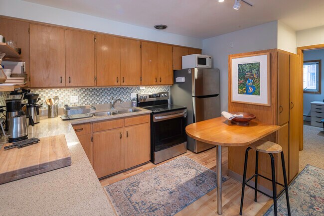 Photo - 2802 Arbor Dr Unit Three