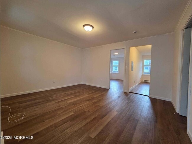 Building Photo - 164 Seeley Ave Unit 3-3 Rental