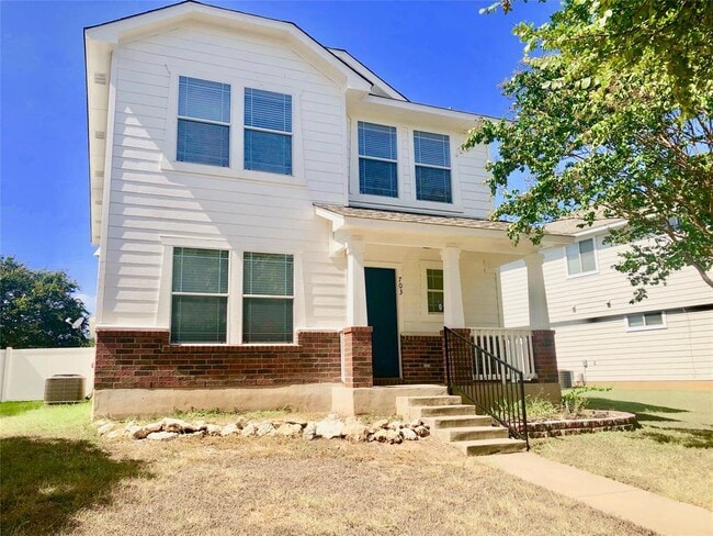 Building Photo - 703 Big Spring Dr Rental