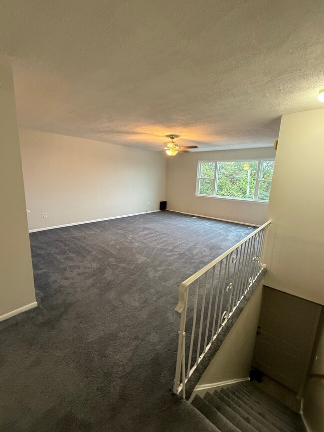 Photo - 3362 Fairdale Rd