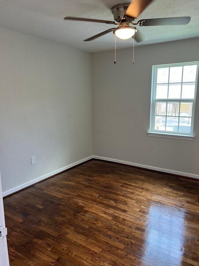 Photo - 2522 Kingsdale Dr