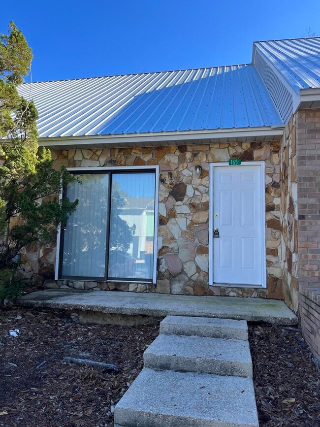 Building Photo - 165 Scottwood Dr SE Rental