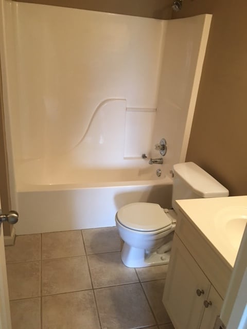 Photo - 333 Bedford Cir