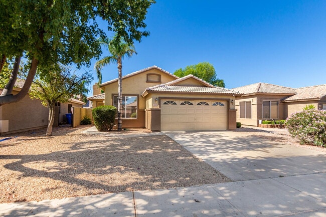 Photo - 139 W Oxford Ln