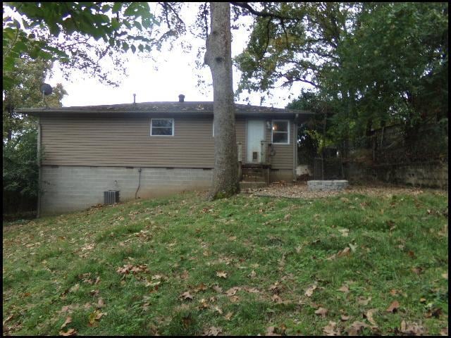 Photo - 715 W M Ave