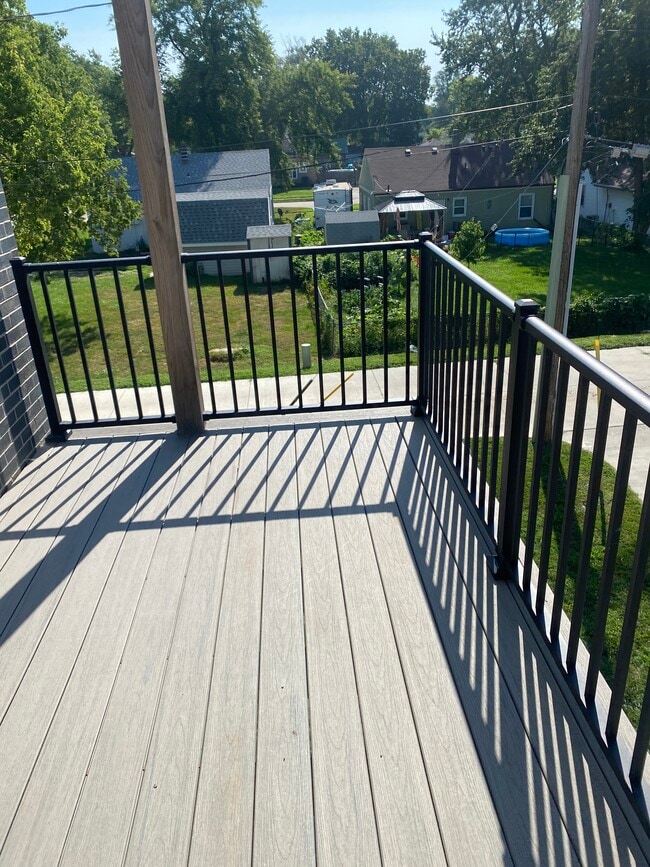 Photo - 2005 Franklin St