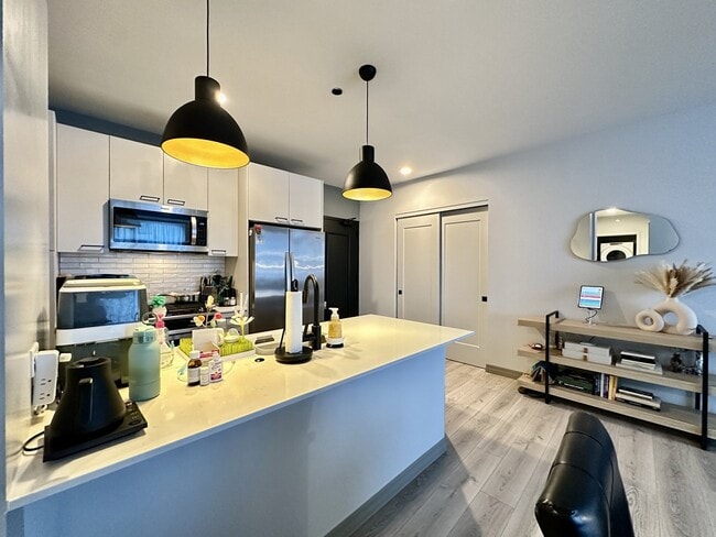 Photo - 2155 N Elston Ave Unidad 504