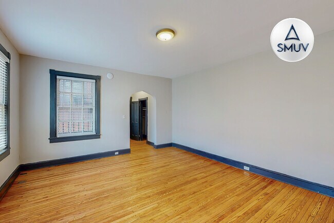 Photo - 24 E Madison St Unidad F