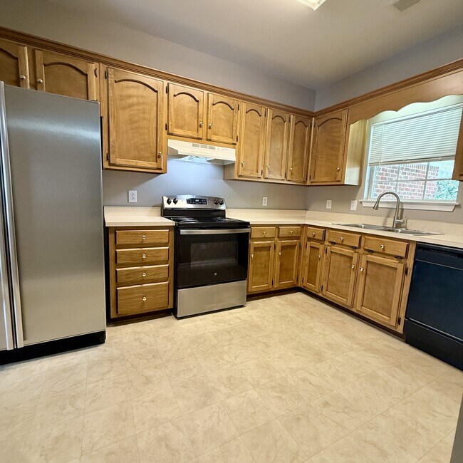 Photo - 105 Shine Dr