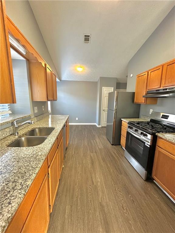 Photo - 4885 Streamside Dr