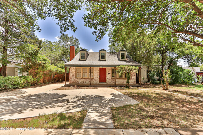 Photo - 2513 21st St House
