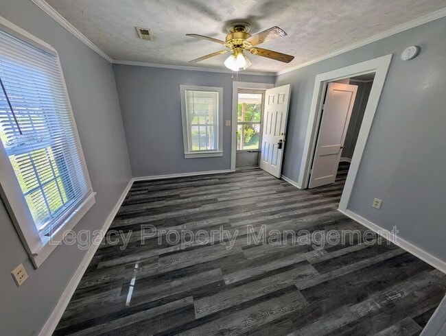 Photo - 712 S Kirkman St