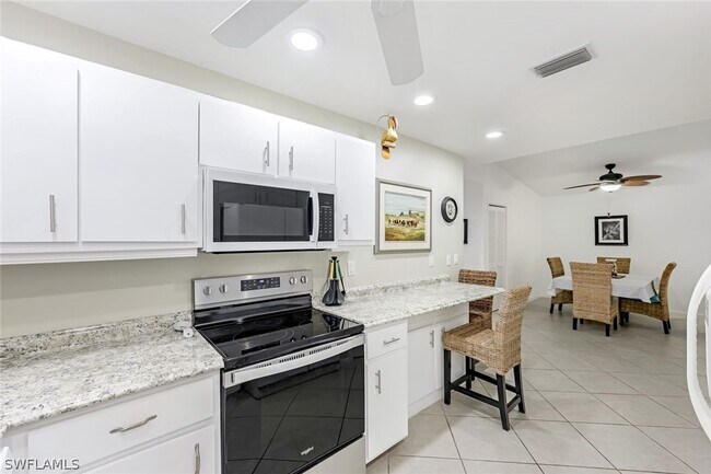 Photo - 509 Roma Ct Unit 202