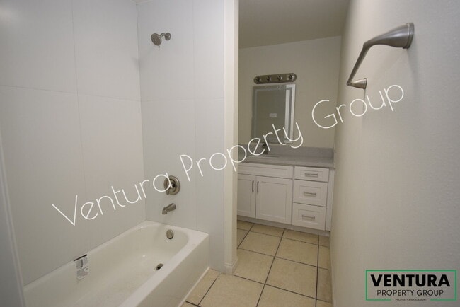 NEWLY RENOVATED Spacious 2-Bed, 2-Bath Unit