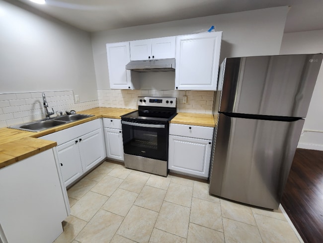 Photo - 3270 Airport Rd Unit 1