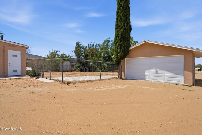 Photo - 4851 W Ave M8