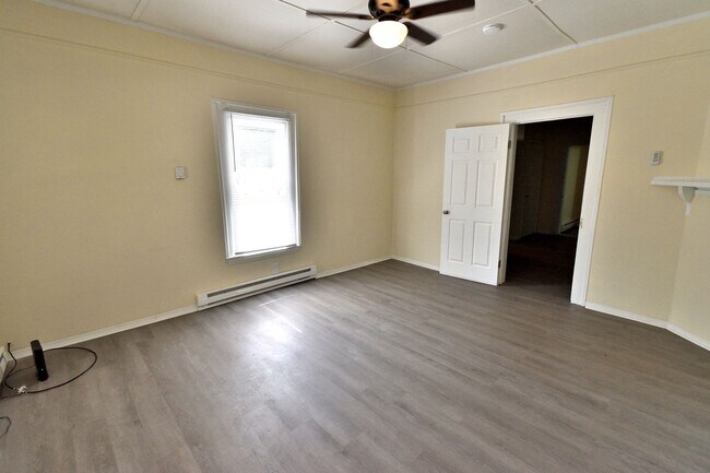 Photo - 827 Gay St