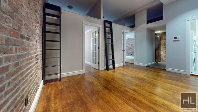 Photo - West 14th Street Unidad 2C