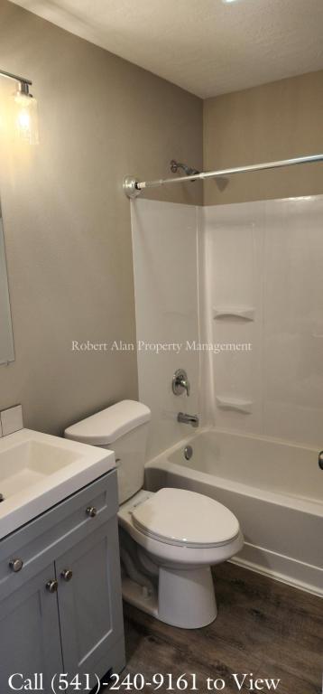Photo - 2601 SW Hailey Ave