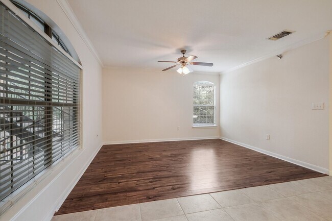 Photo - 7323 Snowden Rd