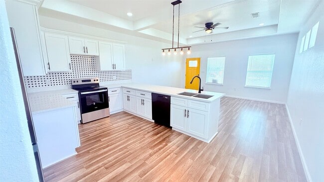 Photo - 7014-5914 02