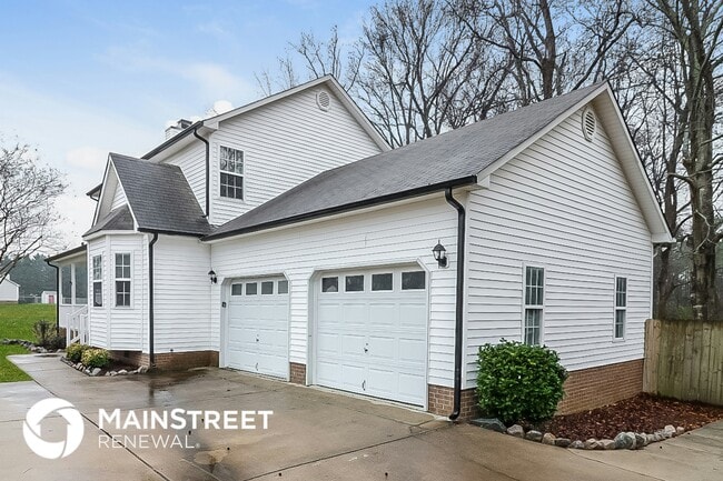 205 Mohican Trail