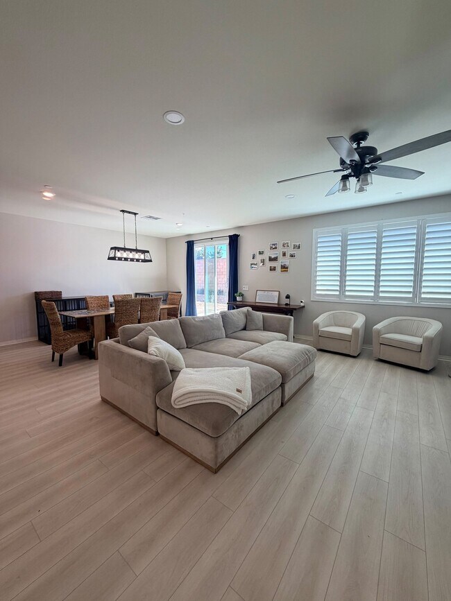 27100 Great Plains Ct