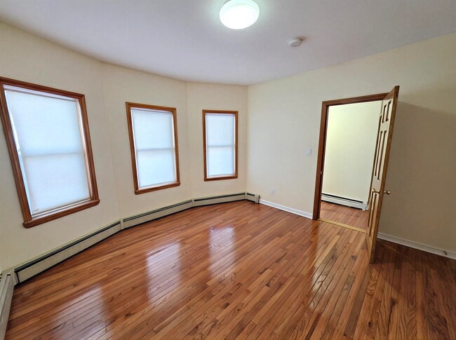 Photo - 167 Elm St Unidad 1