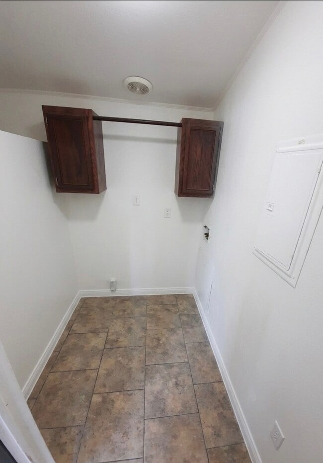 Photo - 9540 W 18th St