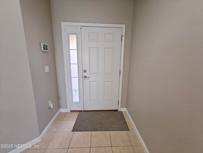 Photo - 6918 Roundleaf Dr