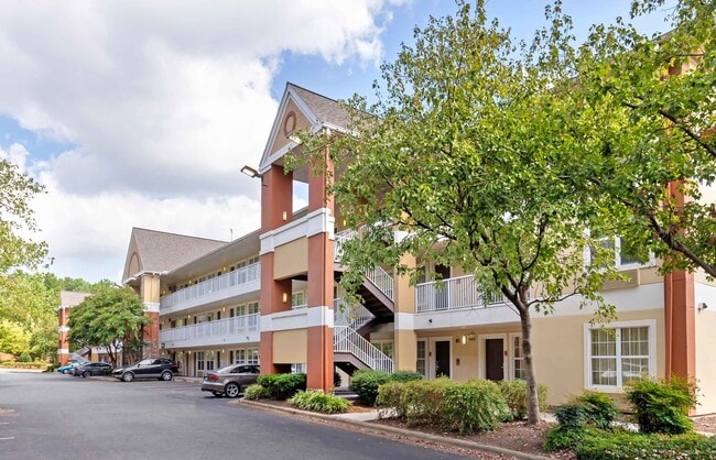 Photo - Furnished Studio-Durham - University