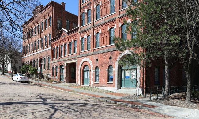 Hinckel Brewery Apartments