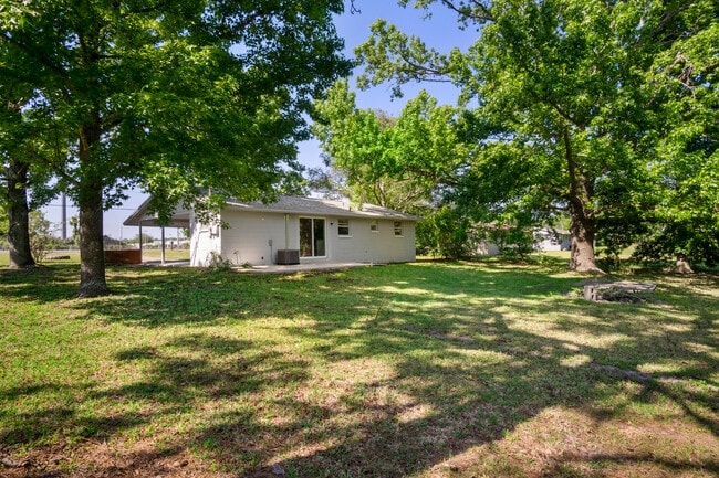 Photo - 6815 W Rich St